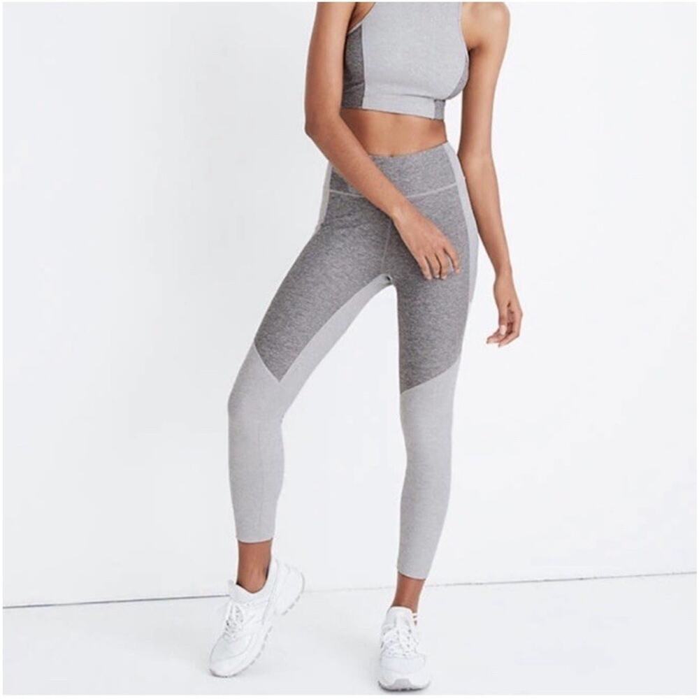 Outdoor Voices Women's Small Warmup 3/4 Length Leggings Gray Colorblock Athletic